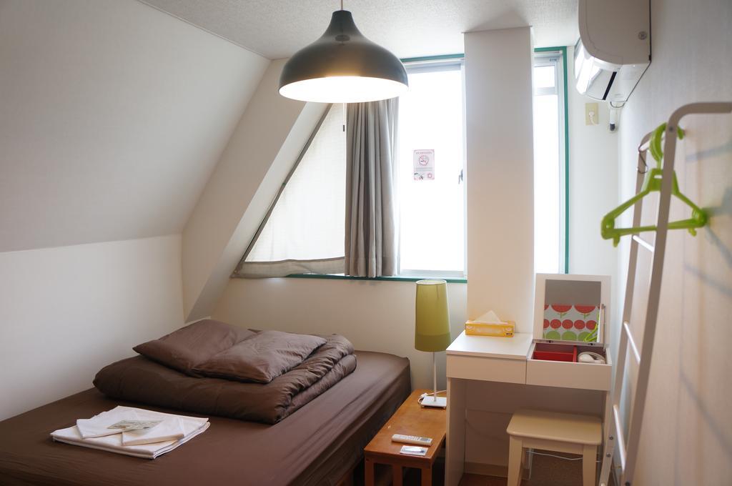 J-Hoppers Osaka Guesthouse Exterior foto