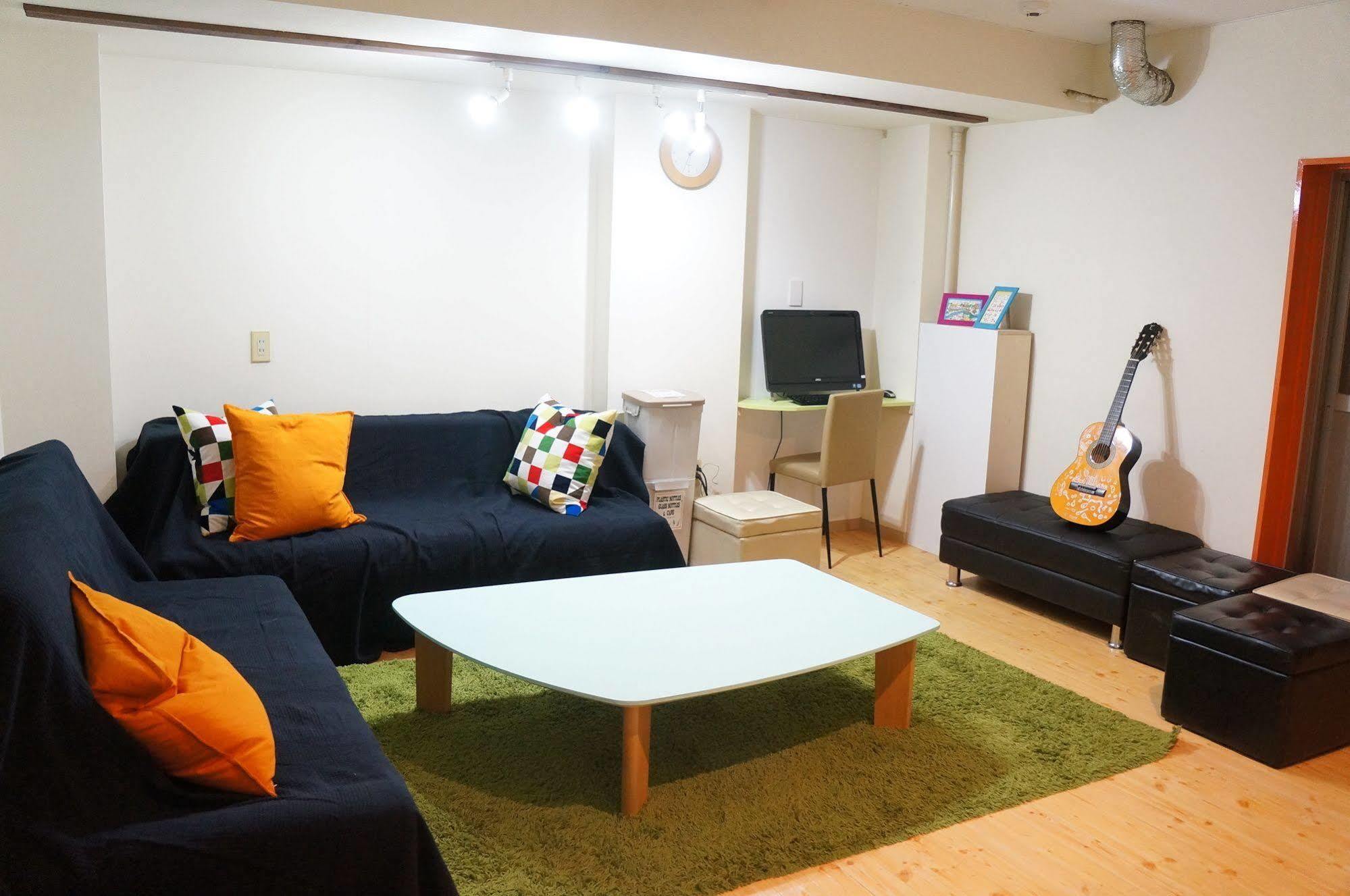J-Hoppers Osaka Guesthouse Exterior foto