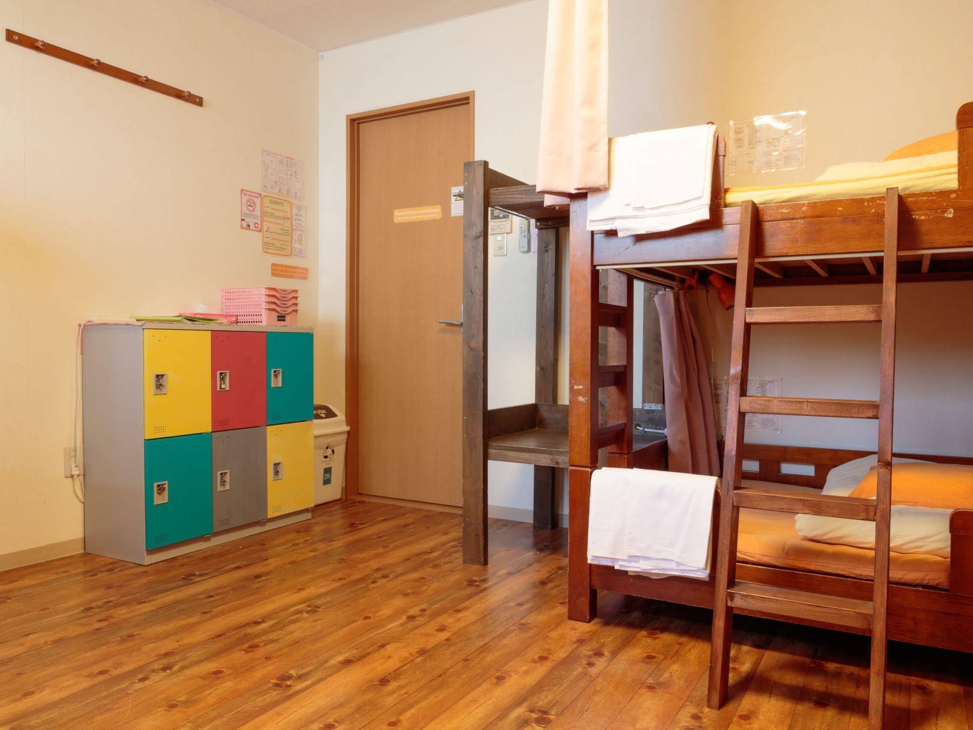 J-Hoppers Osaka Guesthouse Exterior foto